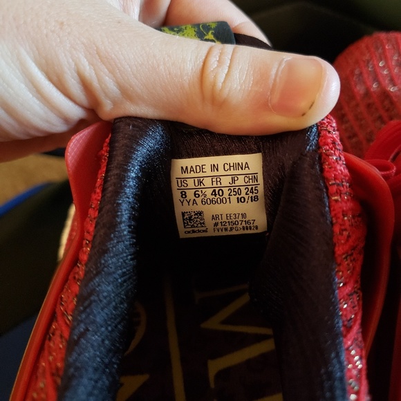 Adidas Ultraboost GOT Edition - Picture 4 of 6